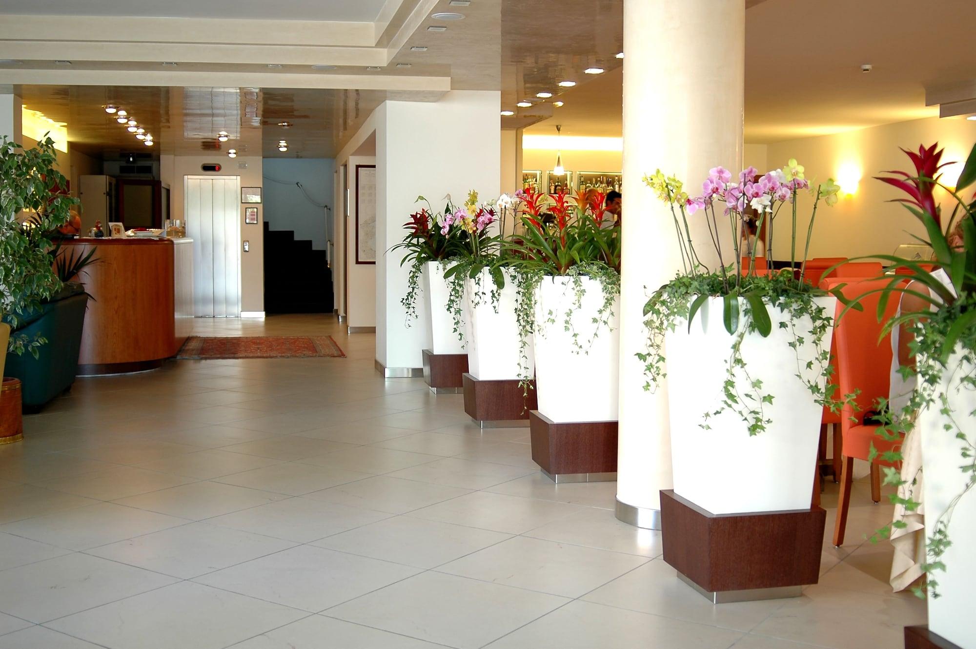 Vista Lobby Hotel Capri