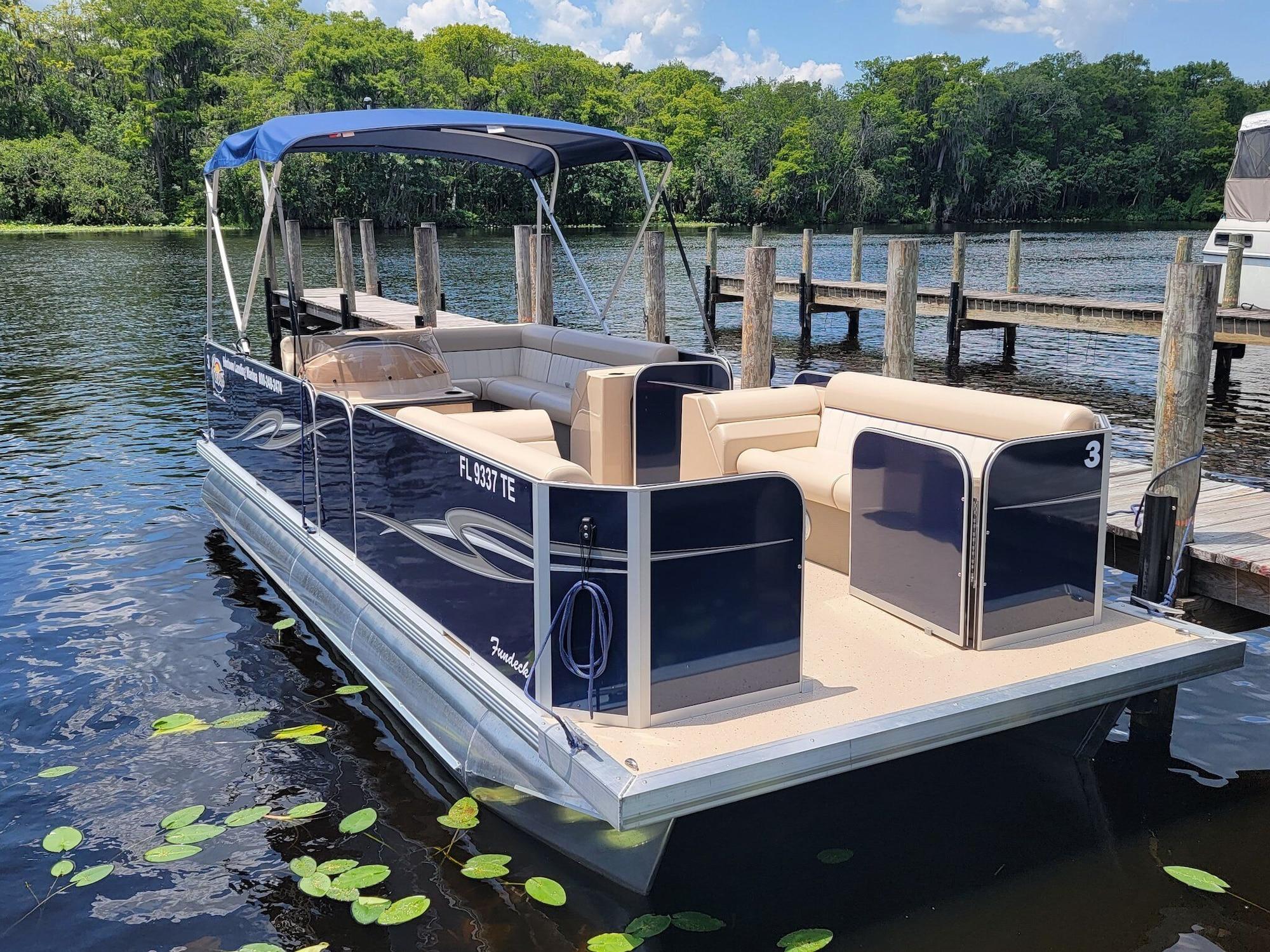 Instalaciones Recreativas Hontoon Landing Resort & Marina