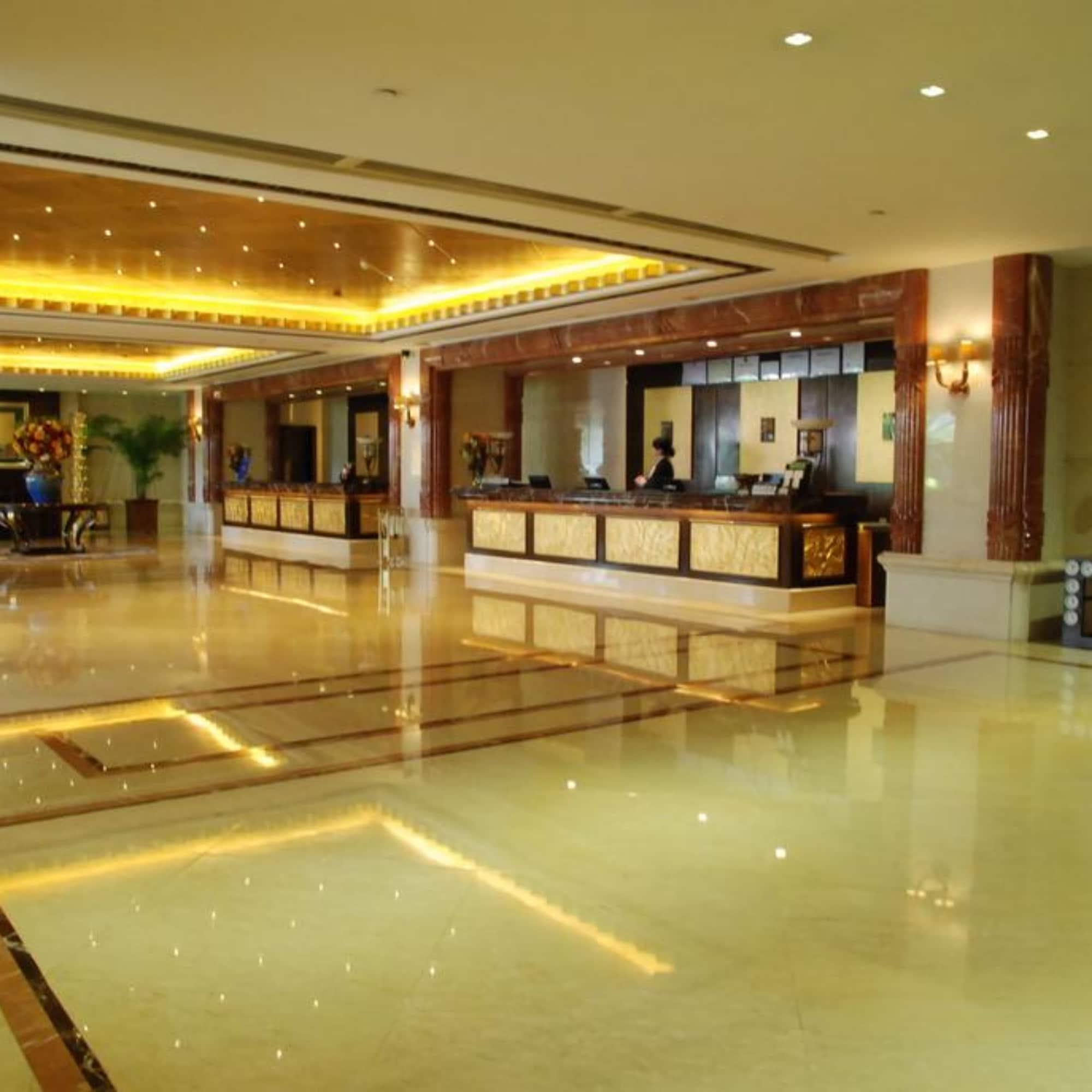 Vista Lobby Kande Club Hotel