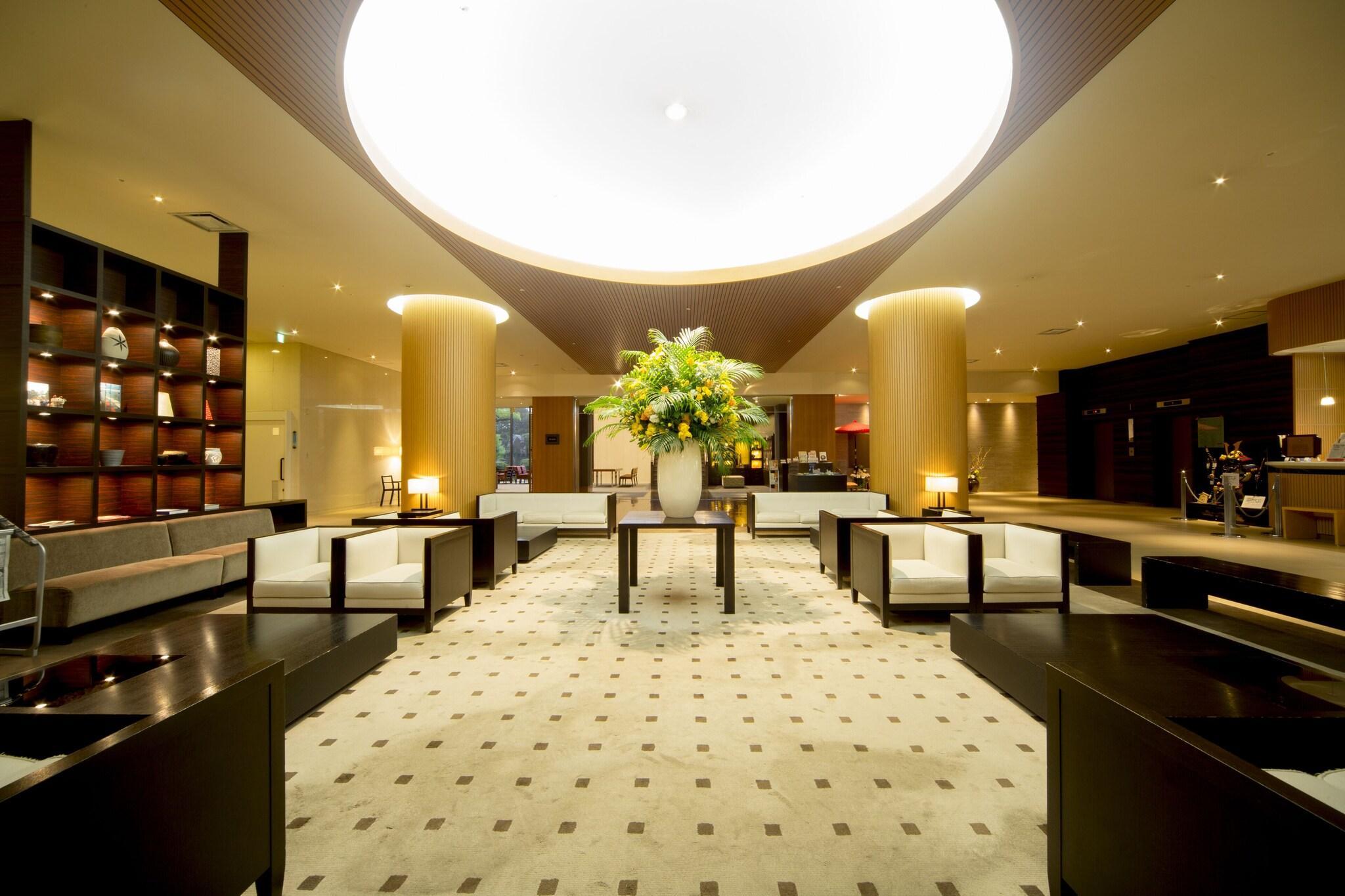 Vista Lobby Kikunan Onsen UBL Hotel