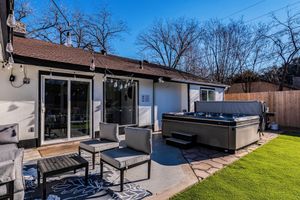 Alquiler Vacacional - Heated Pool/ Hot Tub/ Mini golf/ Bocce Ball Court Home near Downtown/Domain