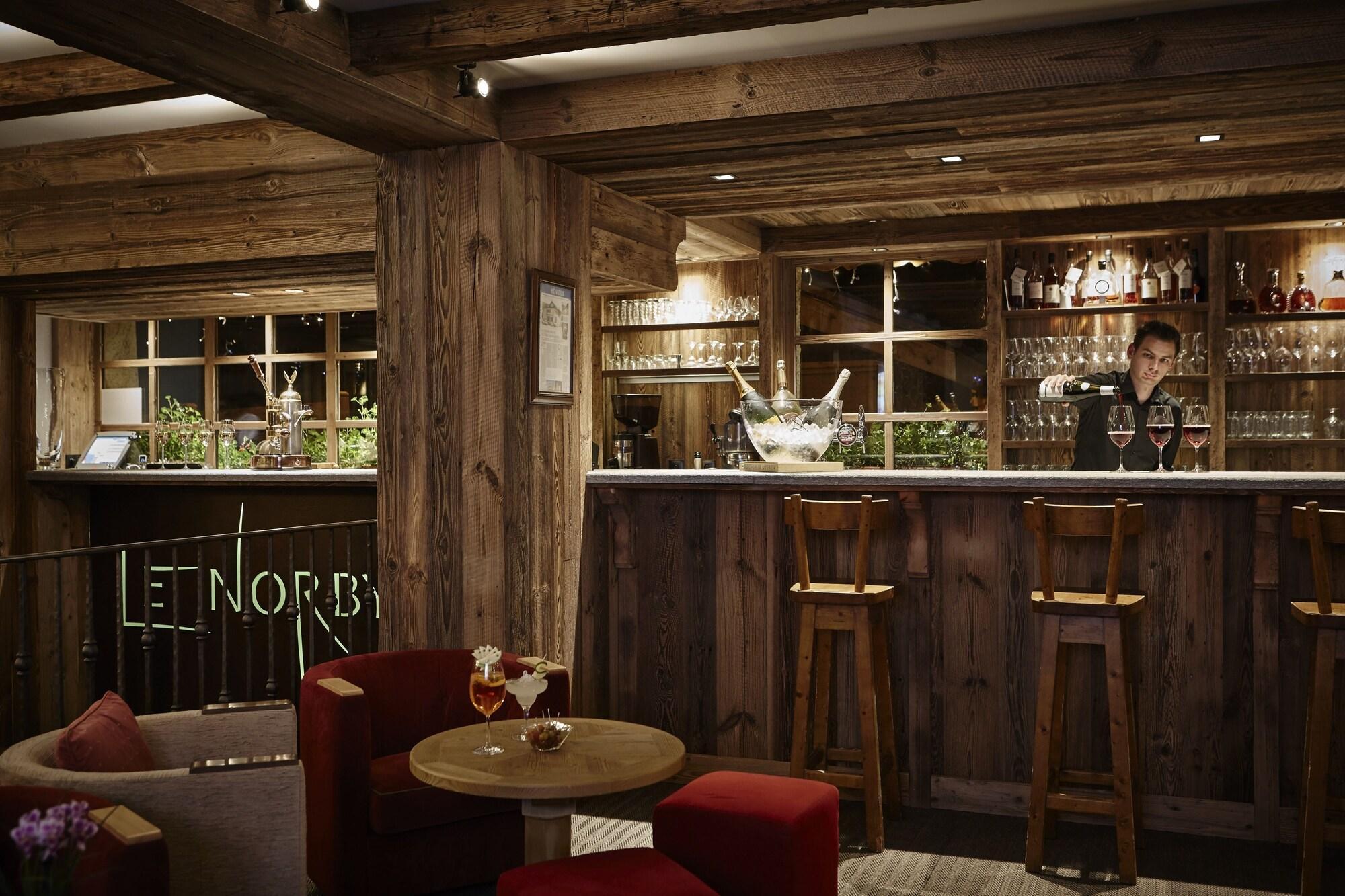 Bar/Salón Hôtel Les Peupliers