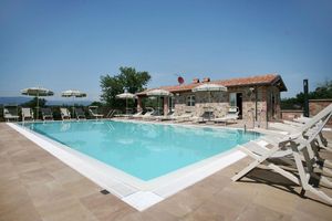 Alquiler Vacacional - Villa Gourmet: pool, park, food & wine