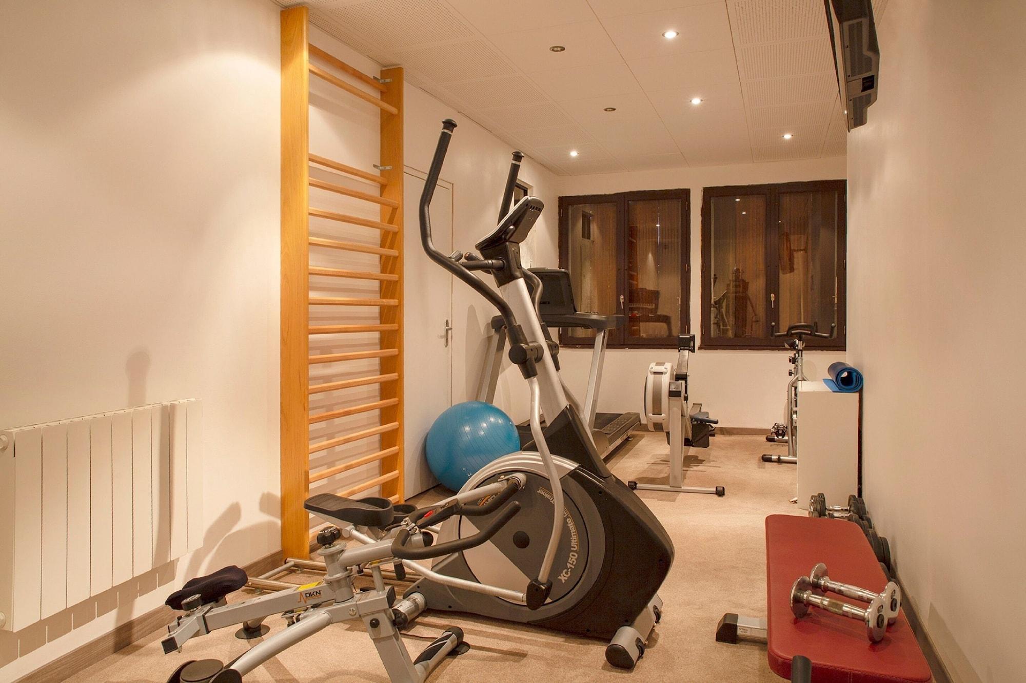 Gimnasio The Originals Relais, Auberge de la Petite Ferme