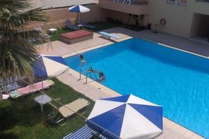 Alojamiento - Mythos Beach Hotel