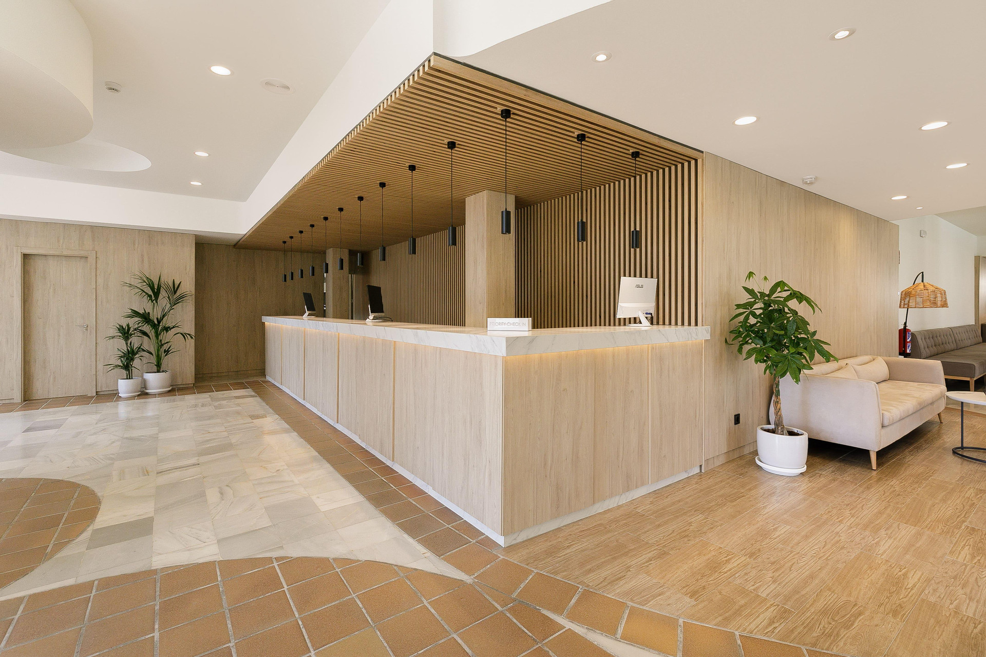 Vista Lobby Sol Sancti Petri