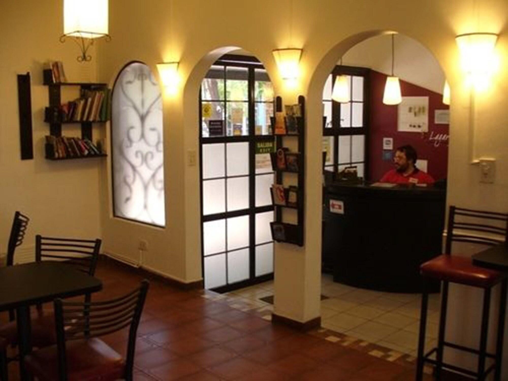 Vista Lobby Hostel Lagares