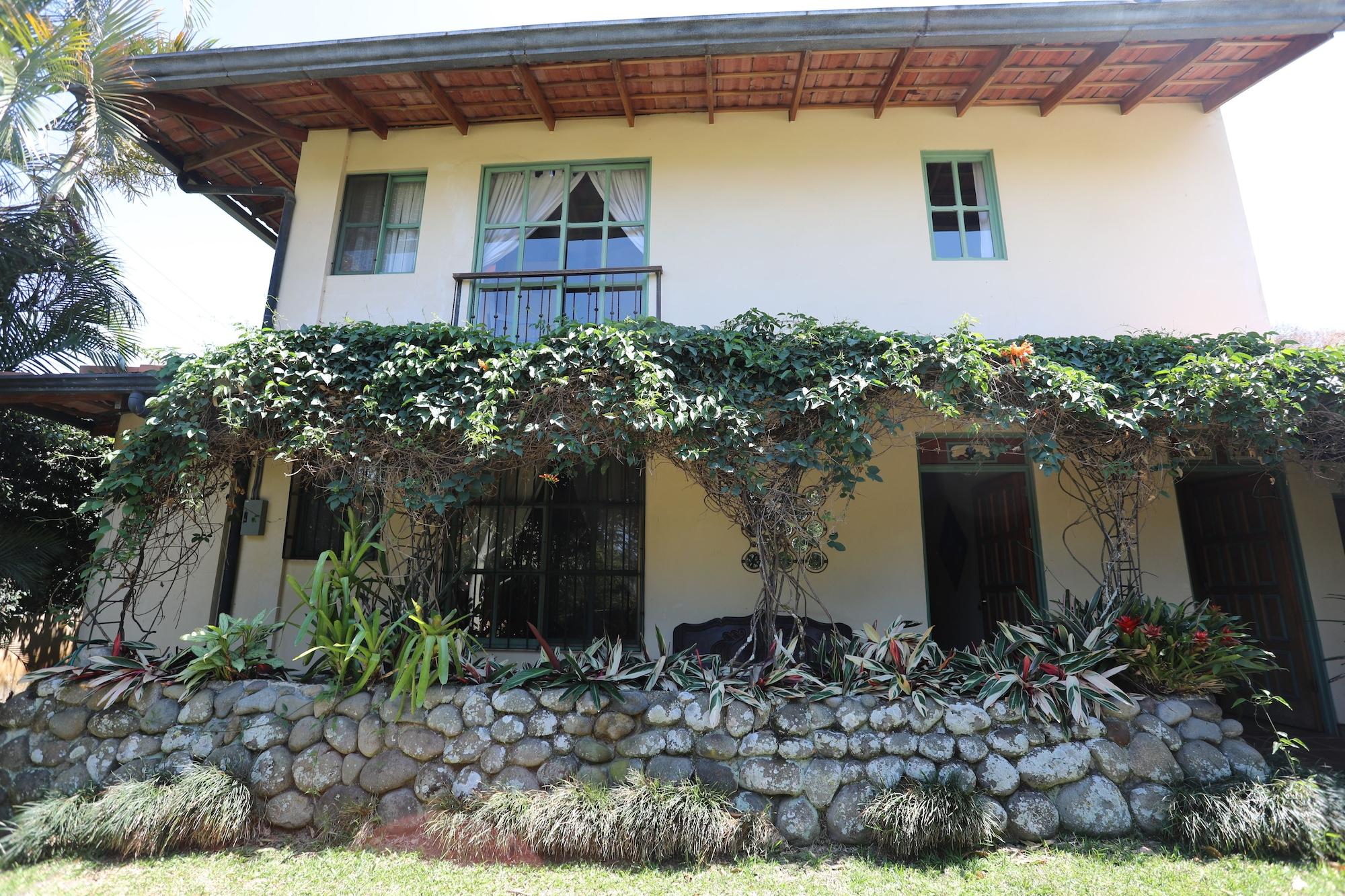Vista Exterior Tierra Magica B&B and Art Studio