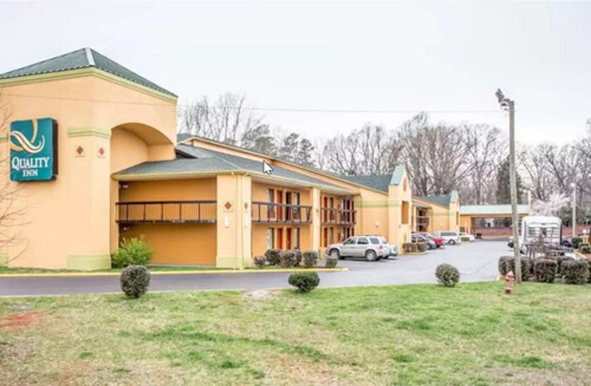 Varios Quality Inn Kings Mountain