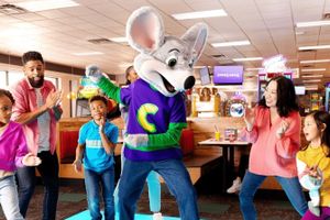 Alquiler Vacacional - Trendy! Pro Cleaned, Self Check In - Sleeps 10