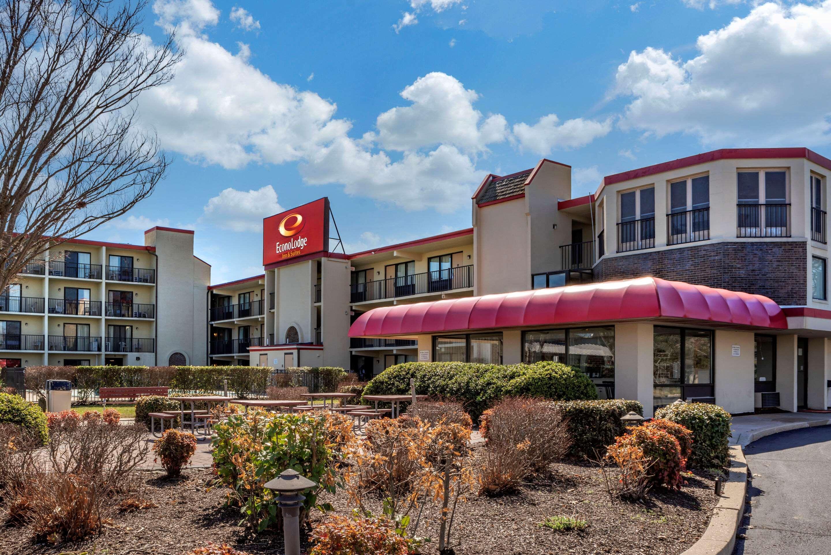 Vista Exterior Econo Lodge Inn & Suites Rehoboth Beach