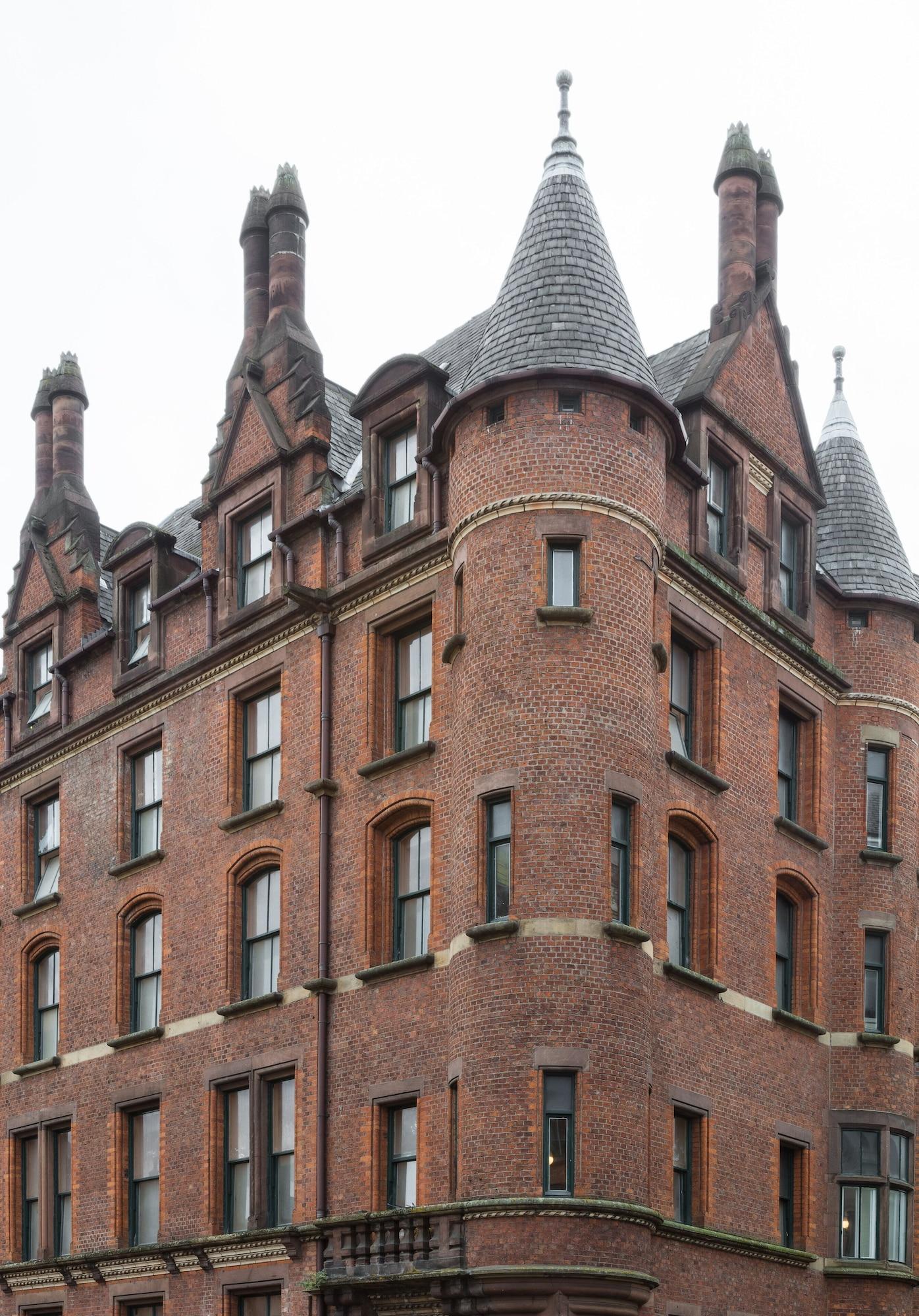 Vista Exterior Whitworth Locke