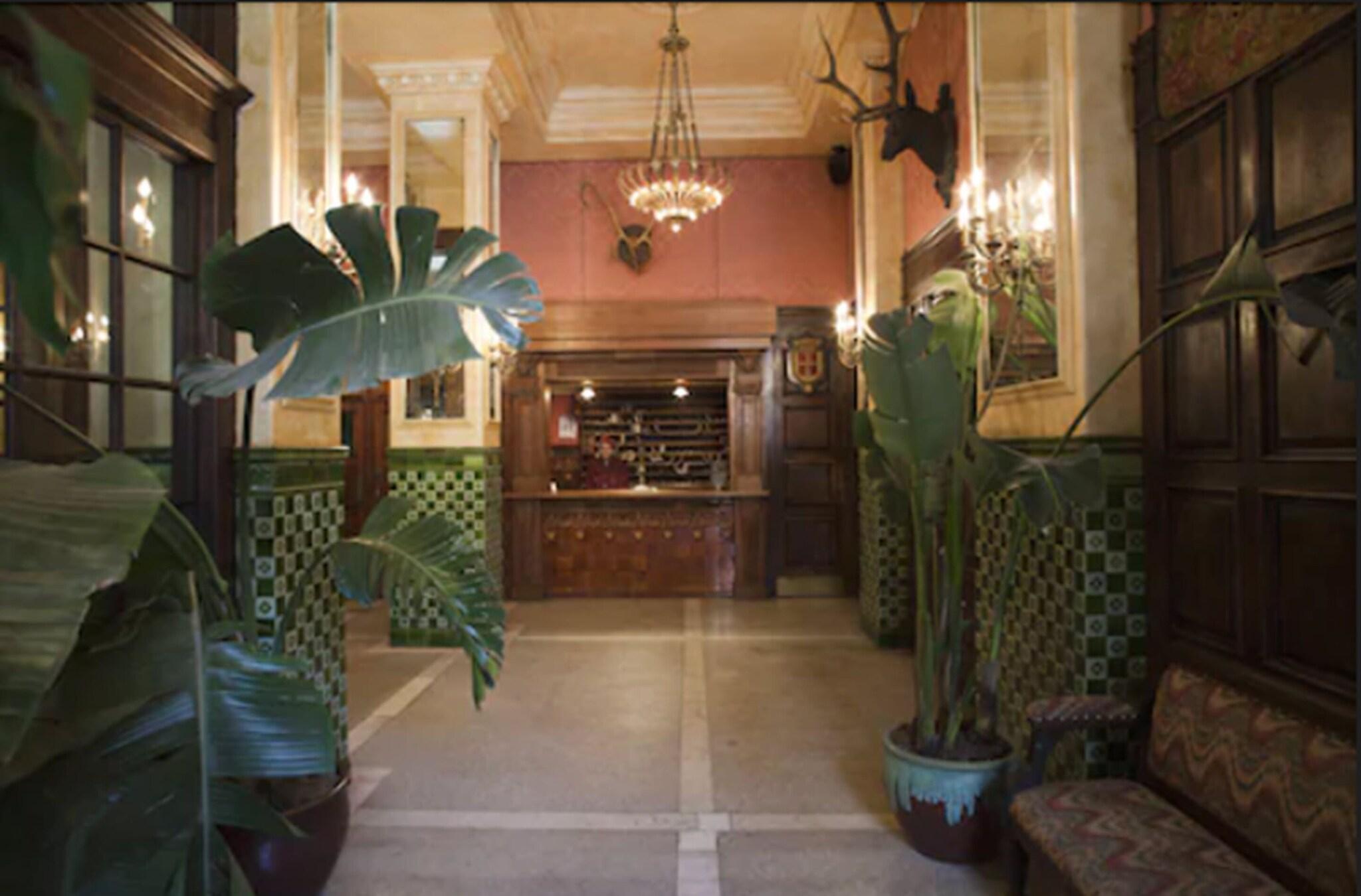 Vista Lobby The Jane Hotel