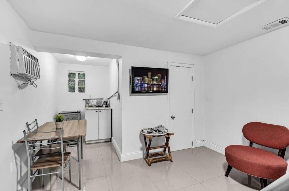 Set de Habitación Ultimate Miami Headquarters 4 Car Parking Pet Friendly & Private Patio