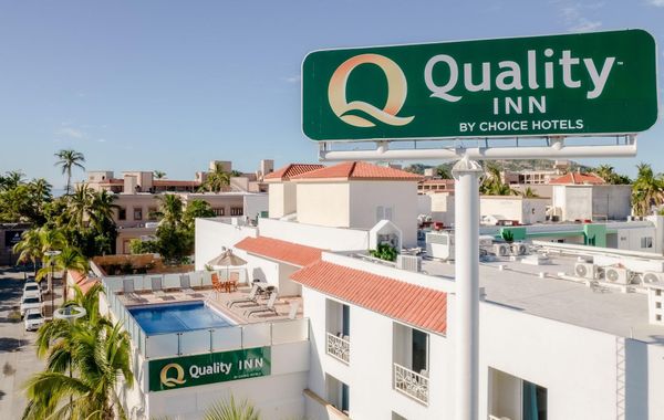 Quality Inn Mazatlan - Hoteles 3 estrellas en Mazatlán, Sinaloa