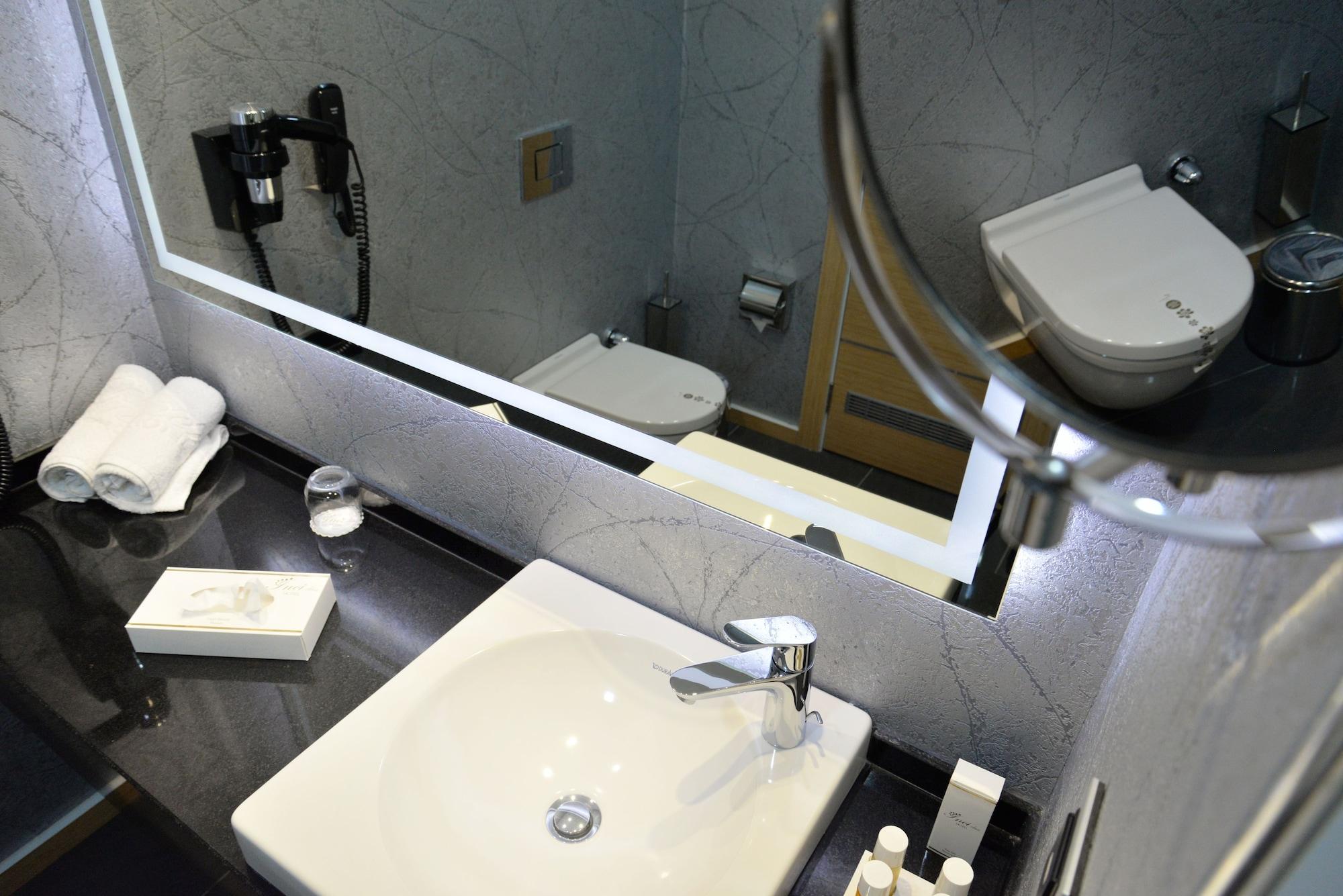 Set de Habitación Inci Class Hotel