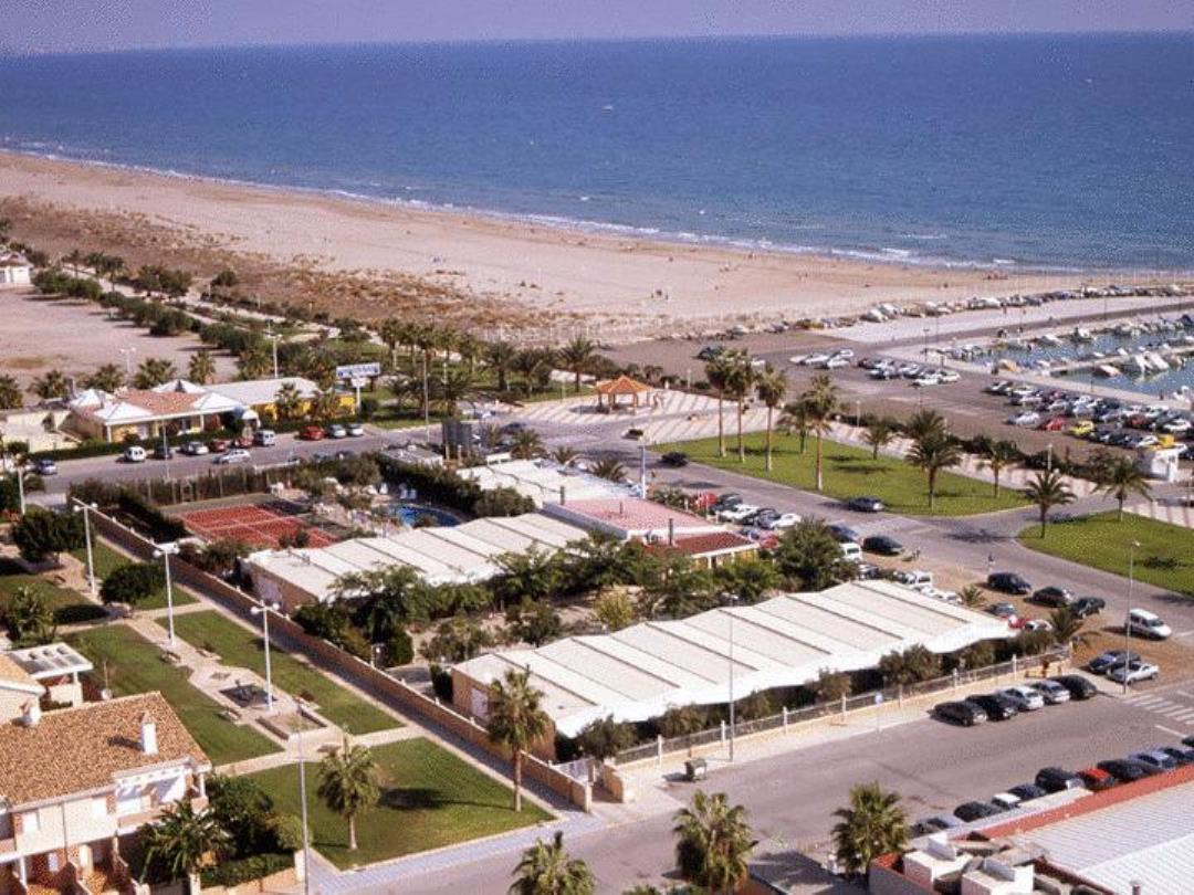 Vista Exterior Playa Canet