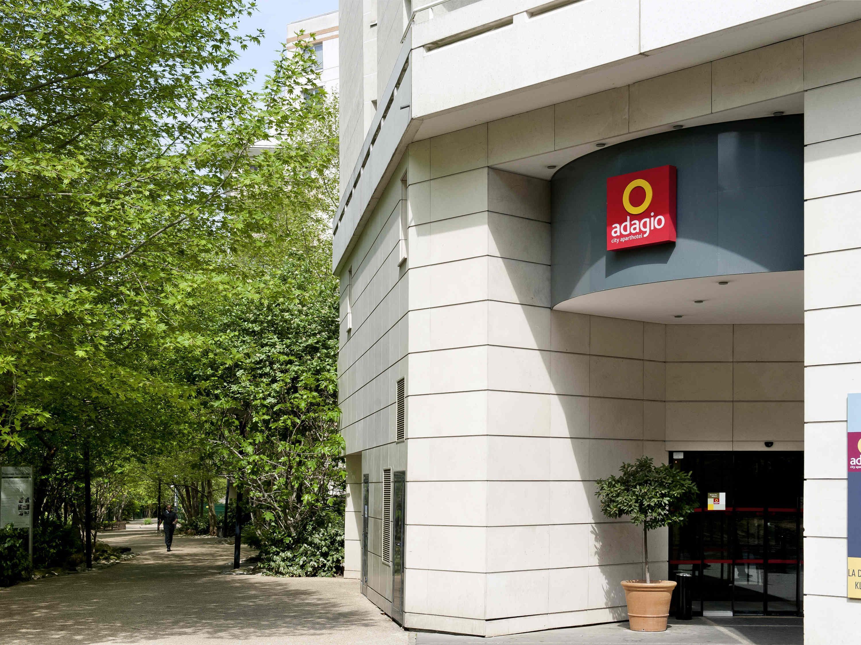 Vista Exterior Aparthotel Adagio La Defense Kleber