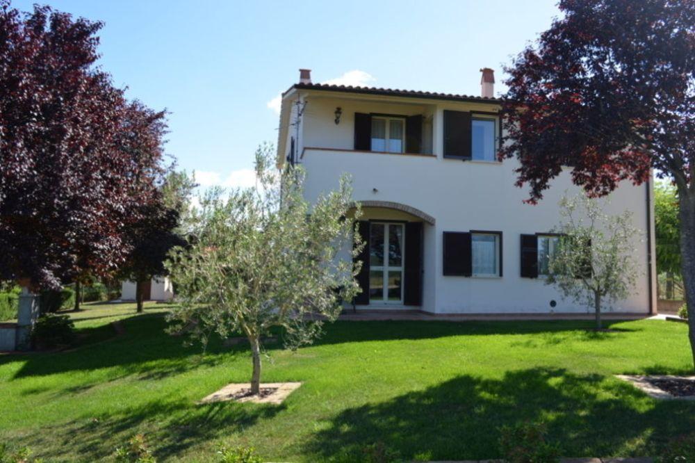 Varios Agriturismo Il Fontanile