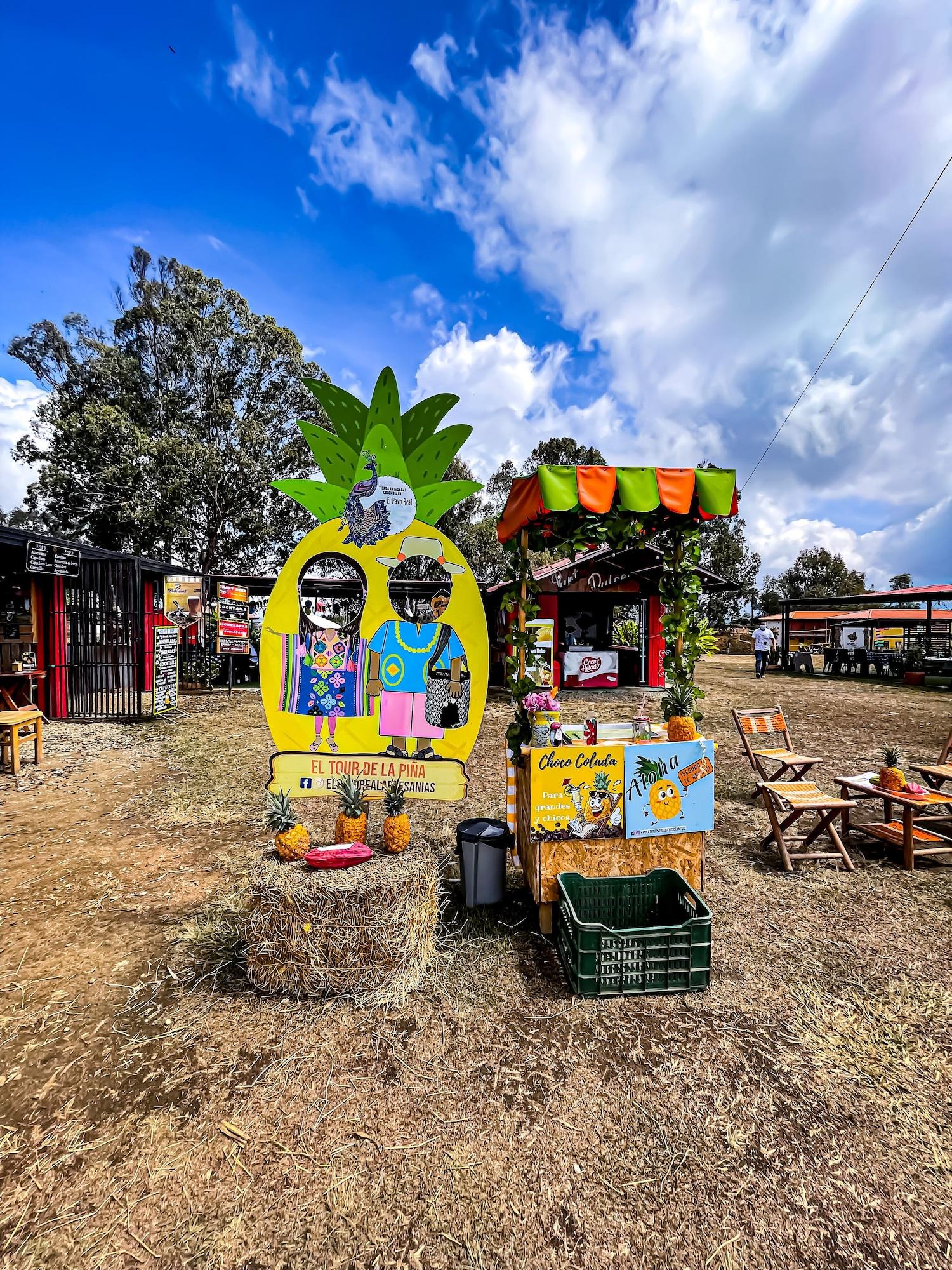 Vista Exterior Parador La Mesa Redonda
