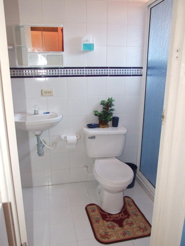 Baño Posada Nativa Licy