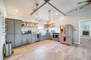 Alquiler Vacacional - Peaceful Vinita Home w/ Fire Pit: 11 Mi to Lake!