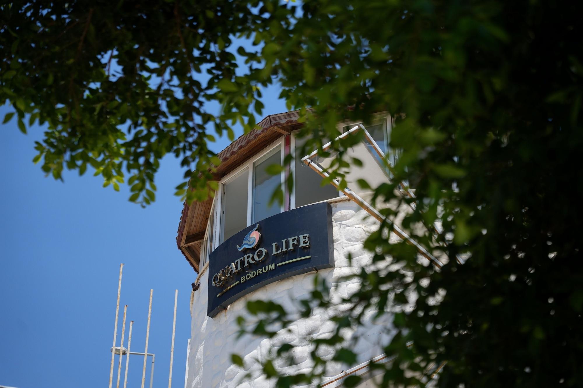 Vista Exterior Quatro Life Hotel
