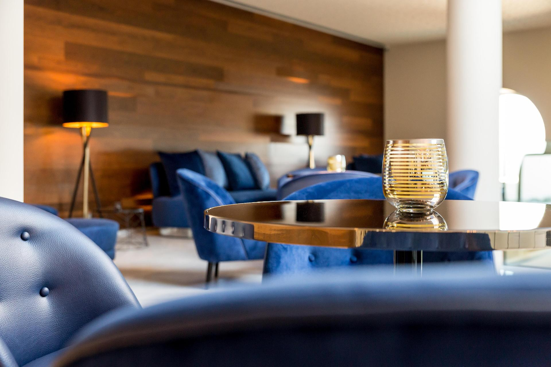 Bar/Salón 4615 Hotel