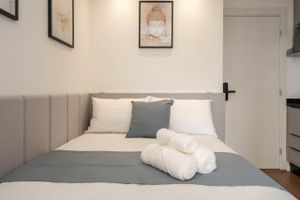 Hospedagens - Modernidade no Batel | Suíte luxo
