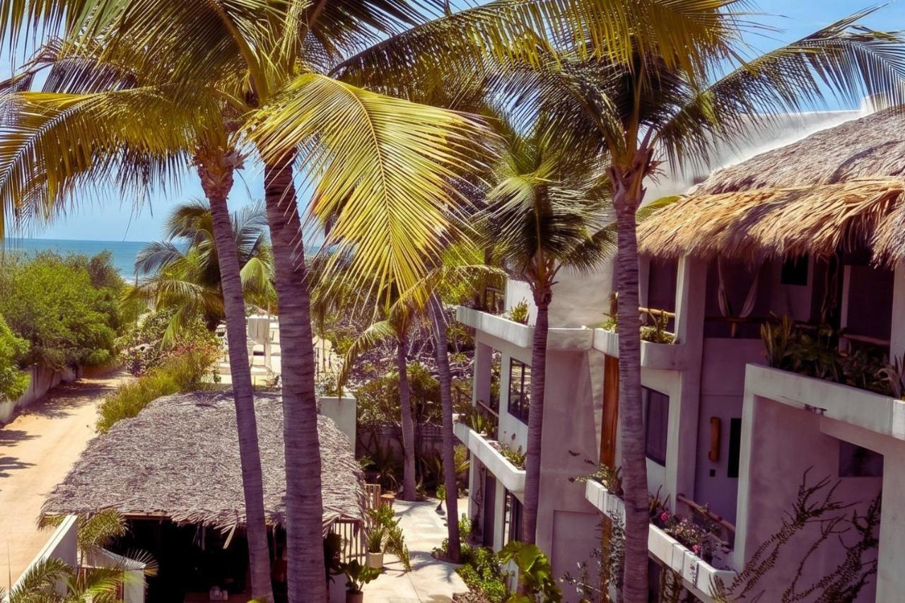 Vista Exterior Casa Leah Puerto Escondido