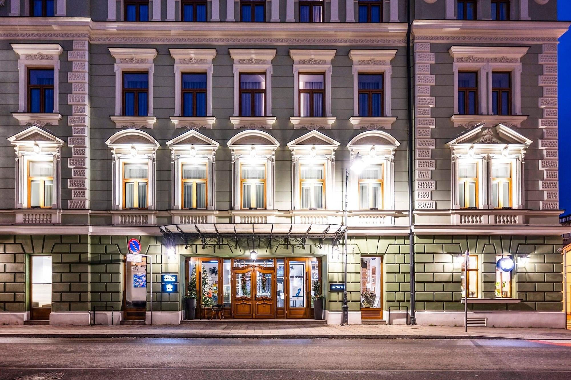 Vista Exterior Hotel Indigo Krakow - Old Town by IHG