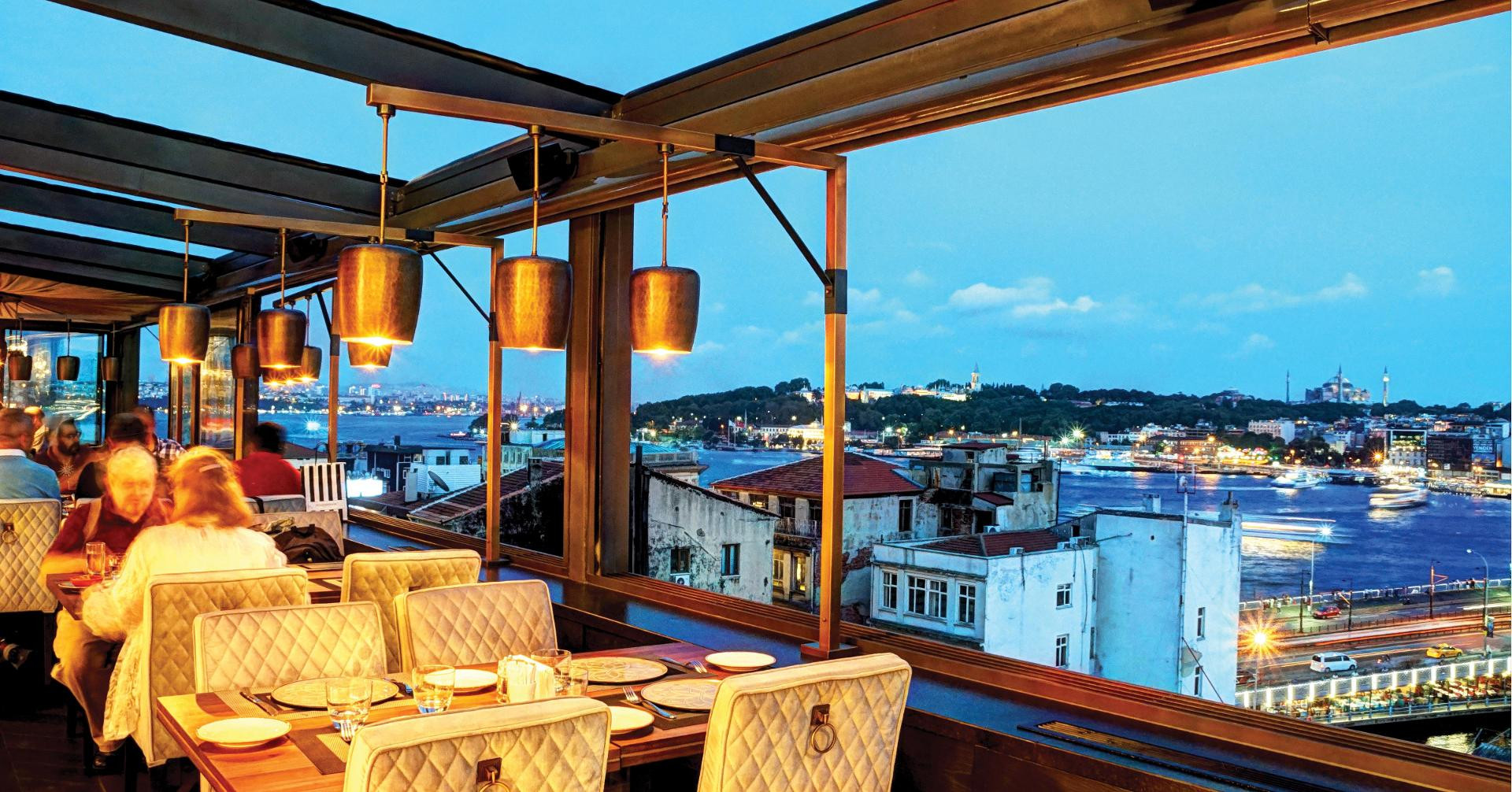 Varios Momento Golden Horn Hotel