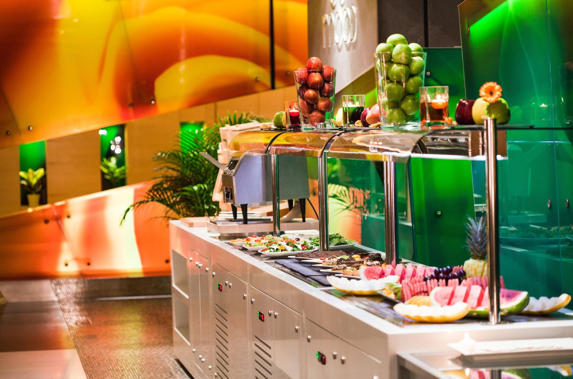 Restaurant Al Khoory Executive Hotel