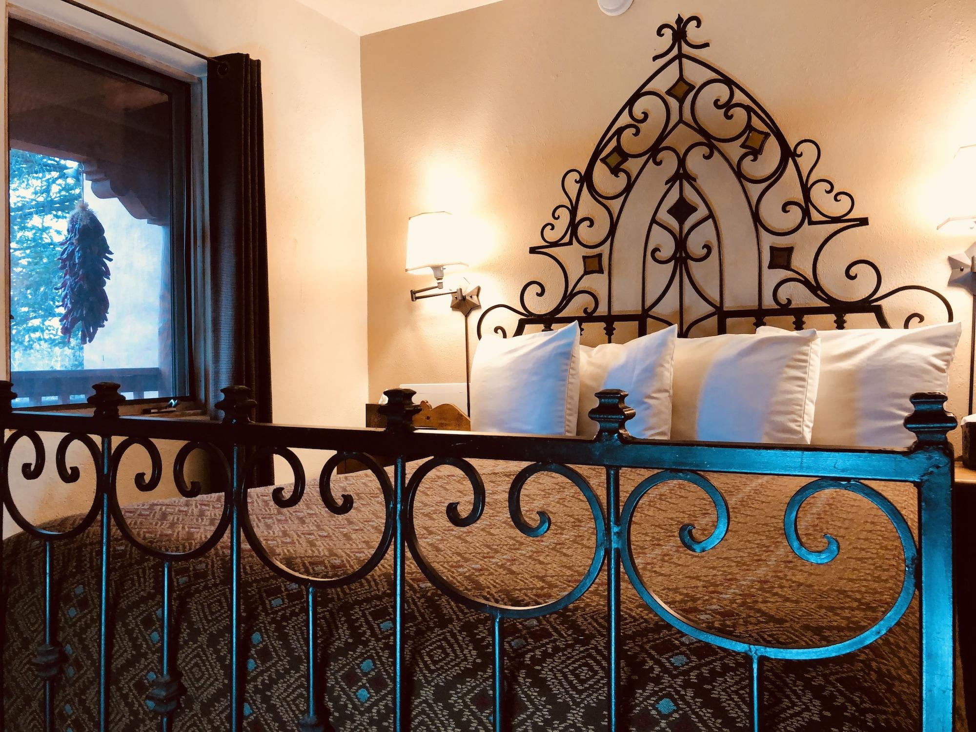 Varios Casa Cuma Bed & Breakfast