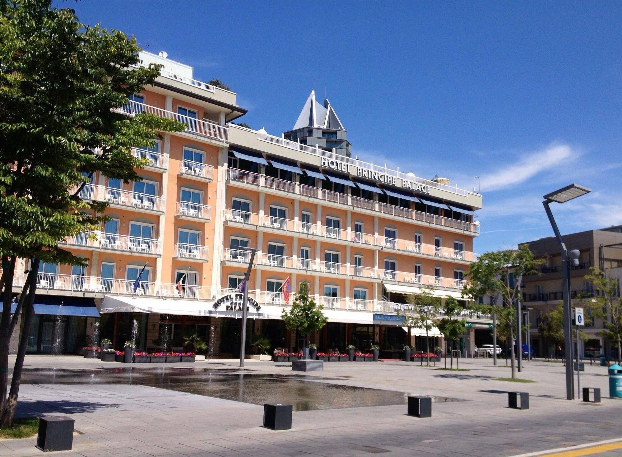 Vista Exterior Principe Palace