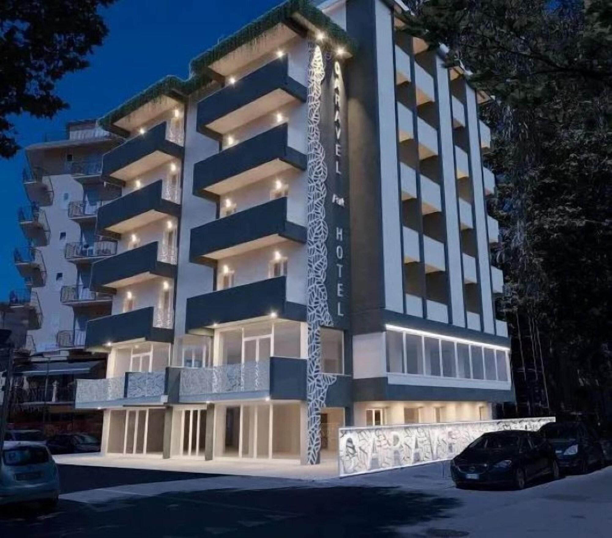 Varios Caravel Park Hotel