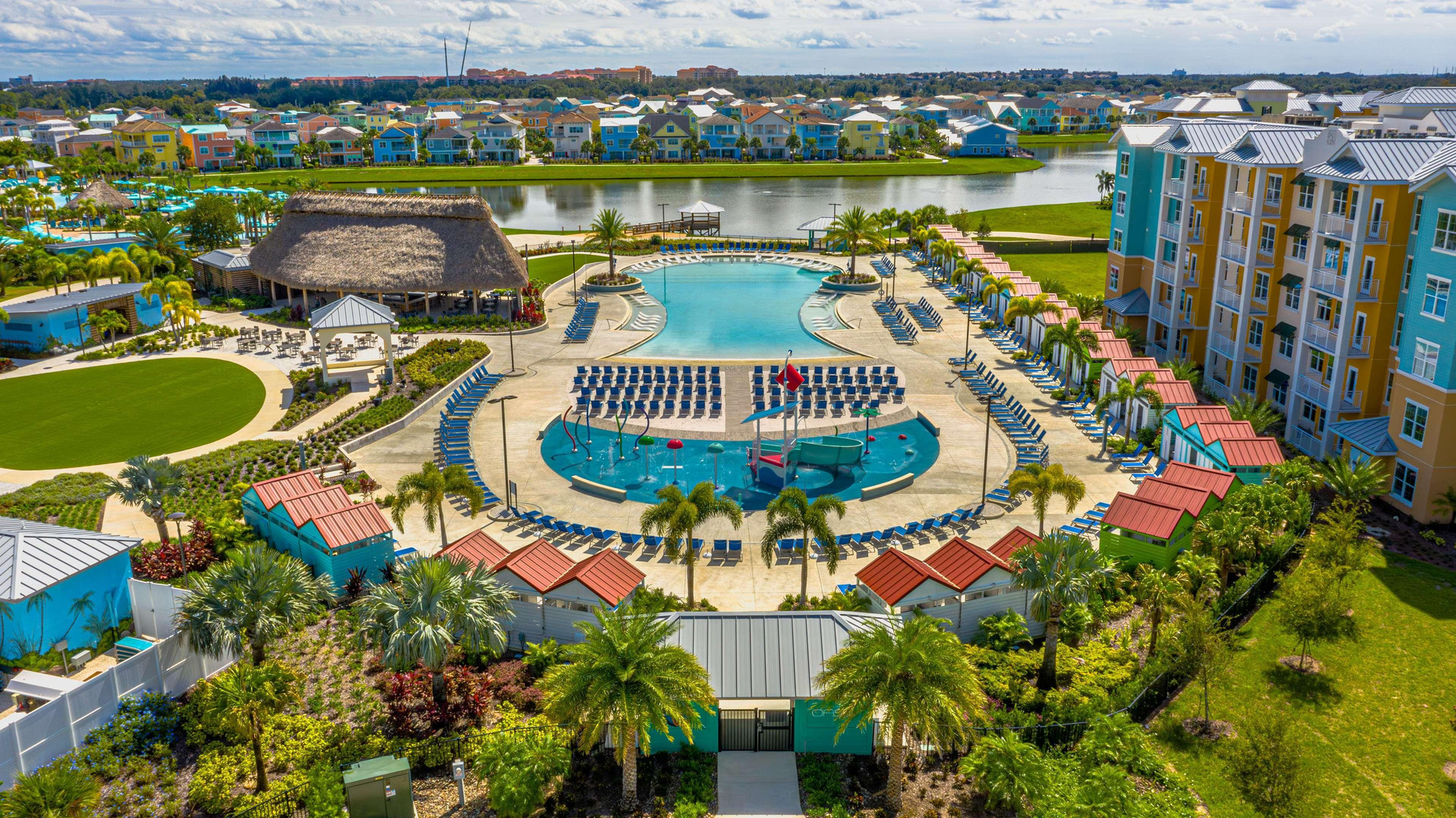 Vista Exterior Embassy Suites By Hilton Orlando Sunset Walk