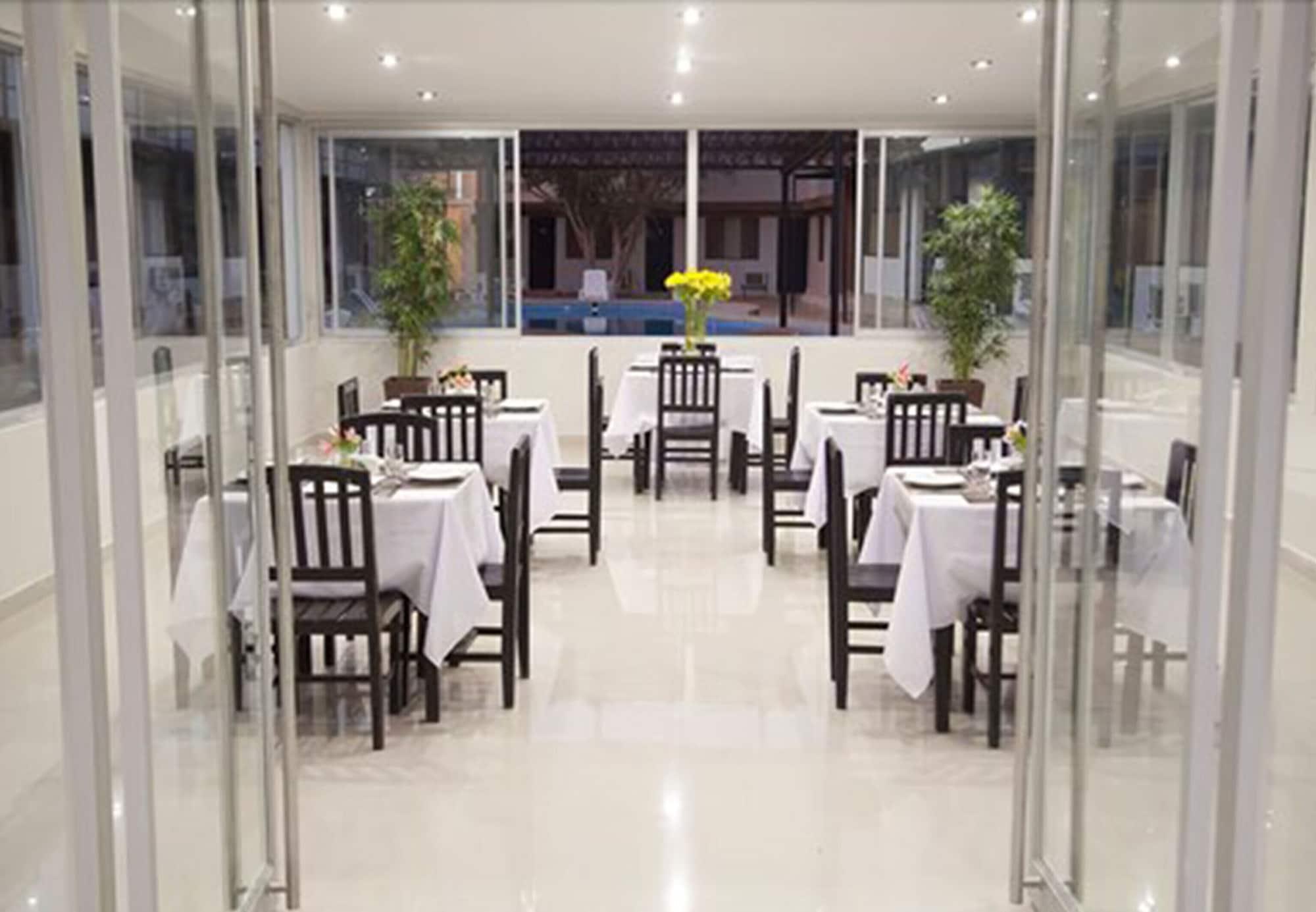Restaurant El Angolo Hotel Talara, Piura