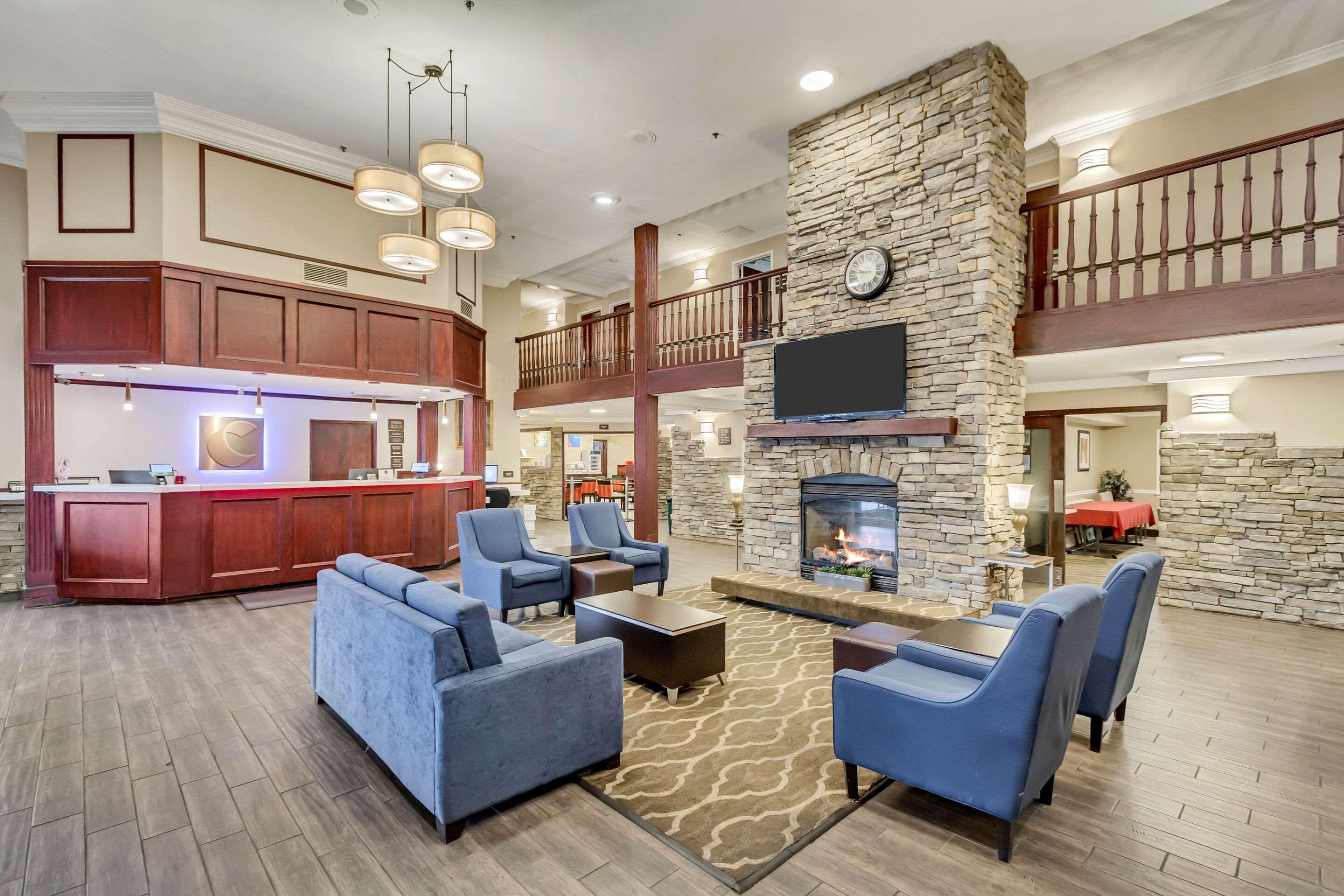 Vista Lobby Comfort Inn Murray - Salt Lake City South