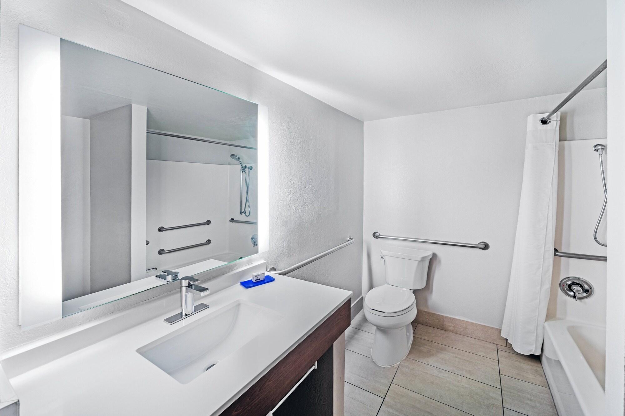 Equipamiento de Habitación HI Express El Paso Downtown by IHG