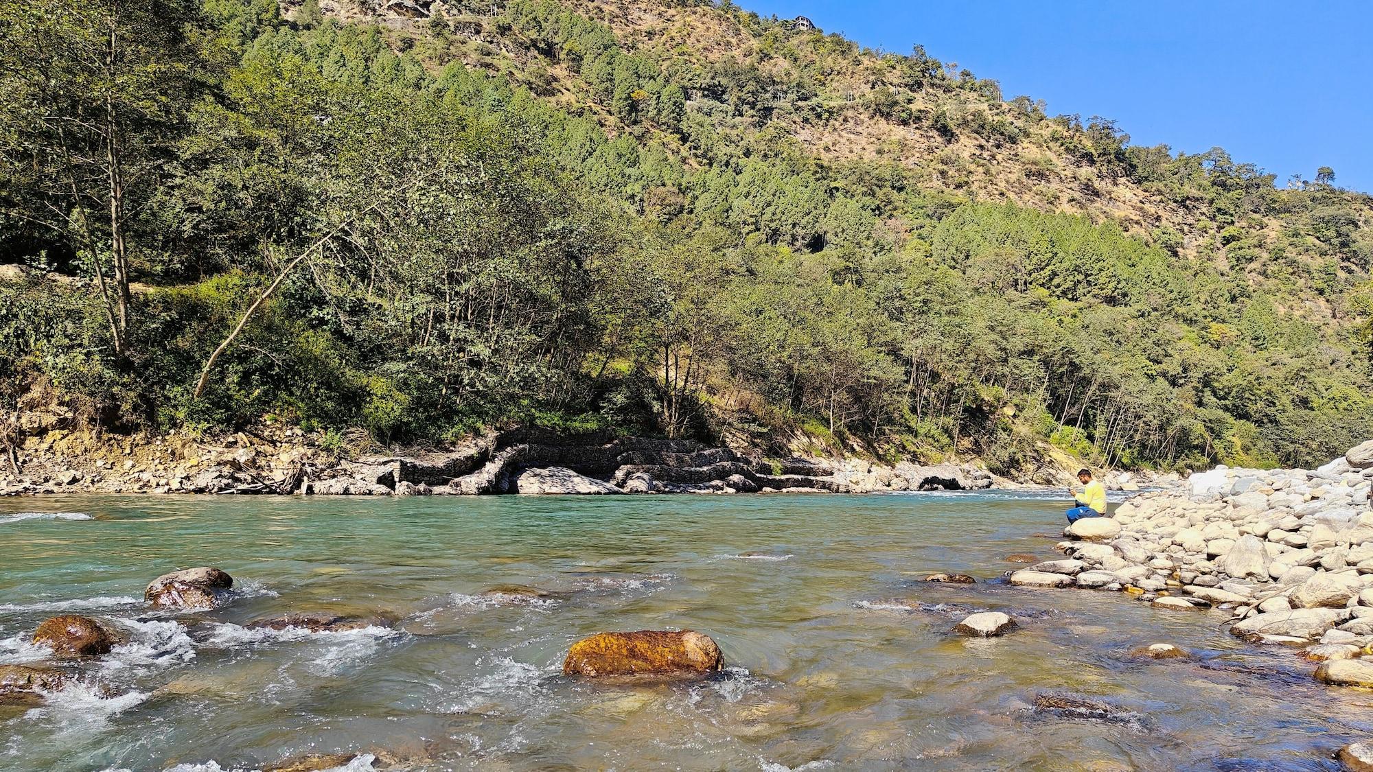 Instalaciones Recreativas Vedant Valley Resort, Kund (Guptkashi)