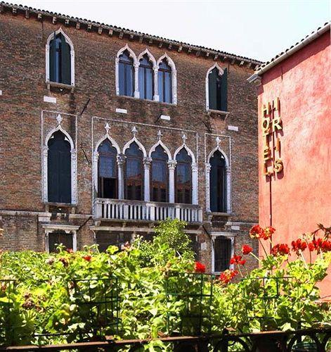 Vista Exterior Hotel Iris Venice
