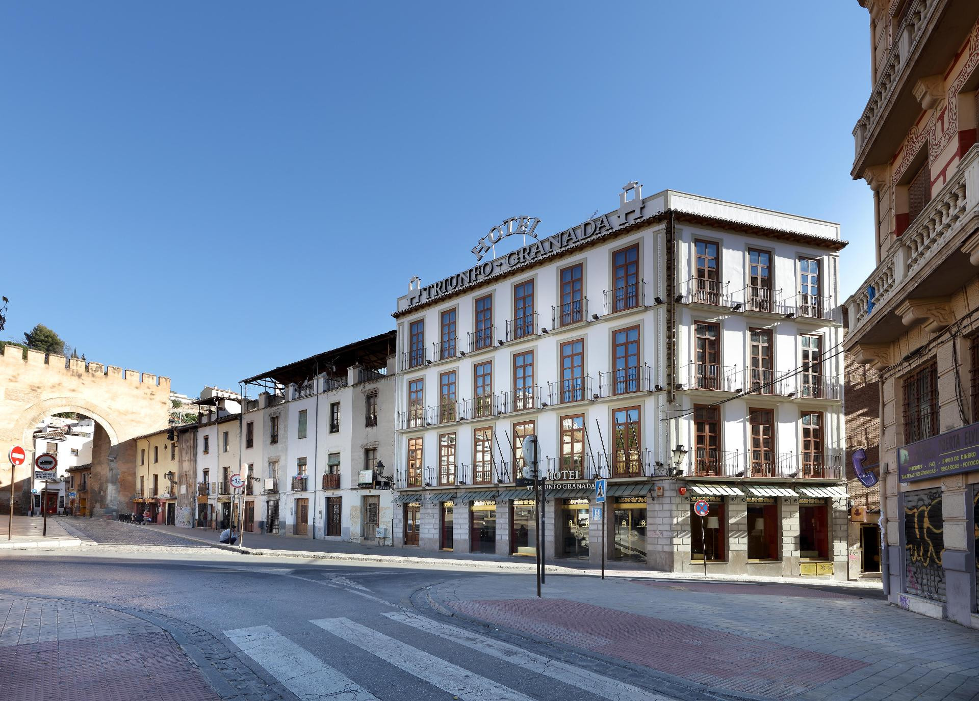 Vista Exterior Boutique Hotel Luna Triunfo Granada *NEW*