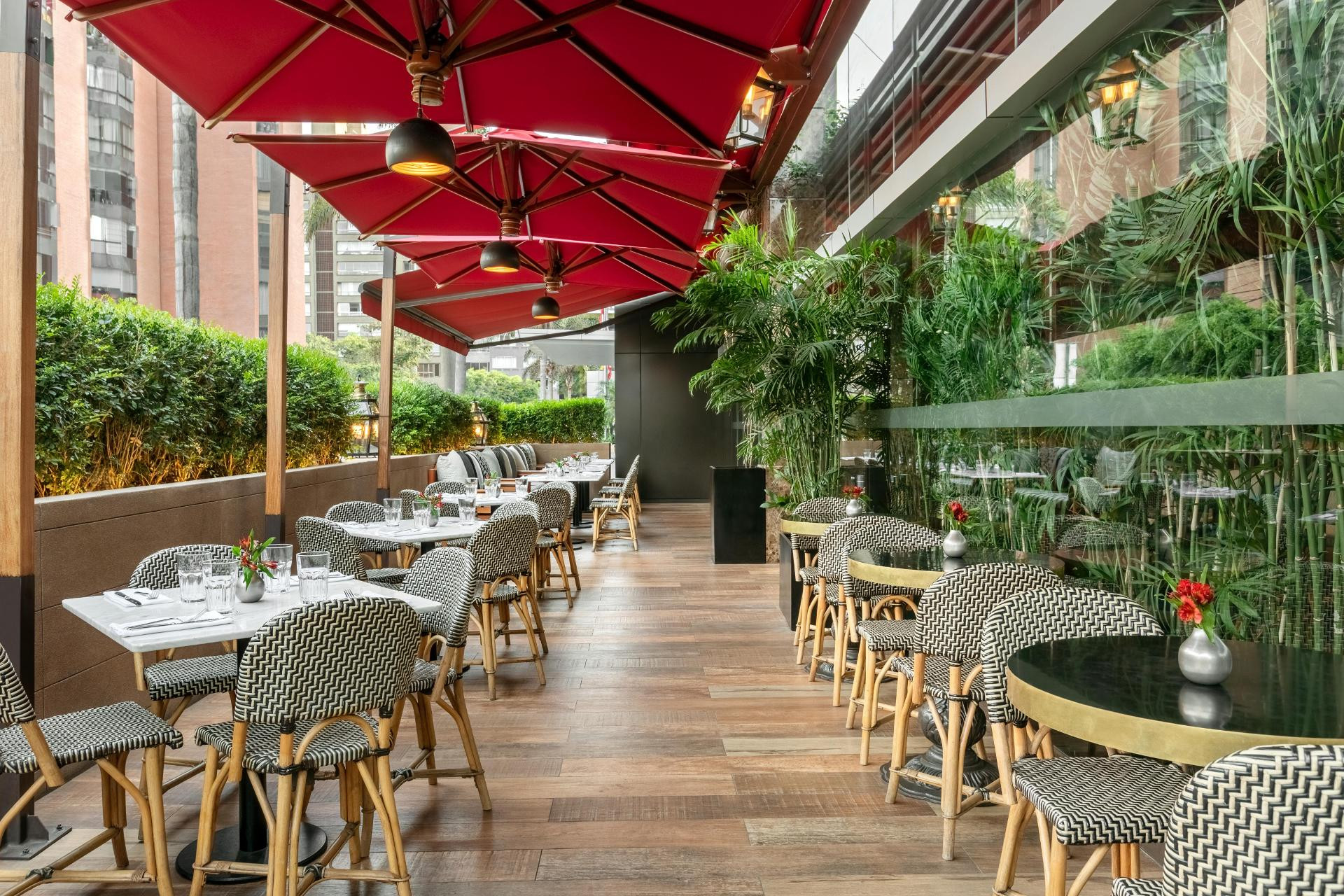 Restaurant El Pardo Lima - A DoubleTree by Hilton Hotel