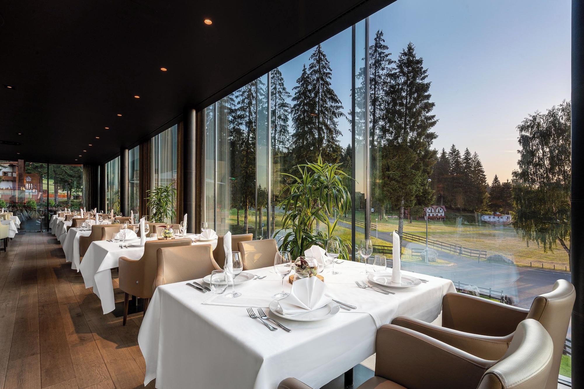 Restaurant Ana Hotels Sport Poiana Brasov