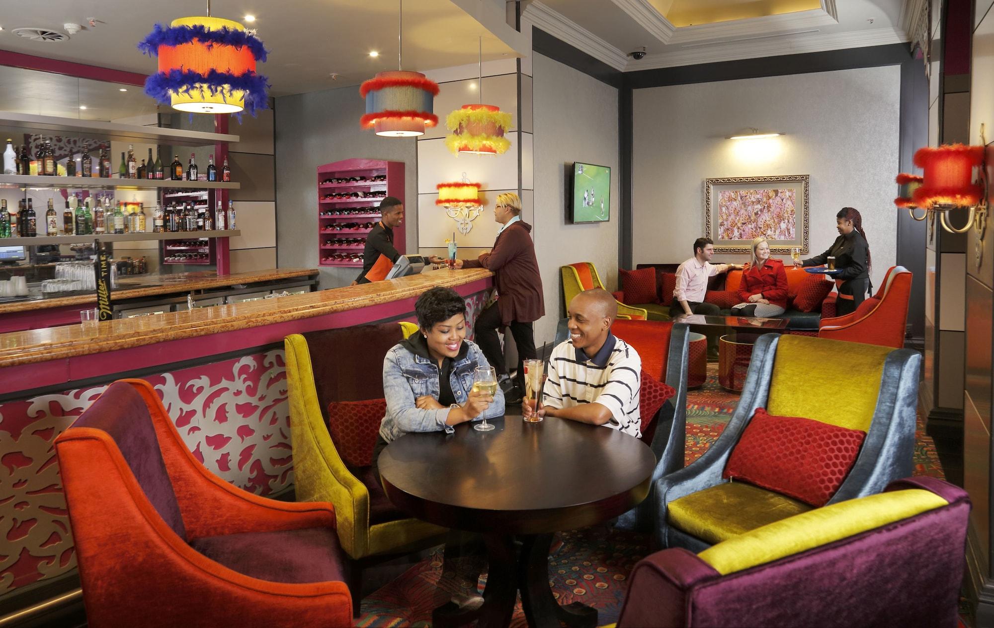 Bar/Salón Peermont Metcourt at Rio, Klerksdorp