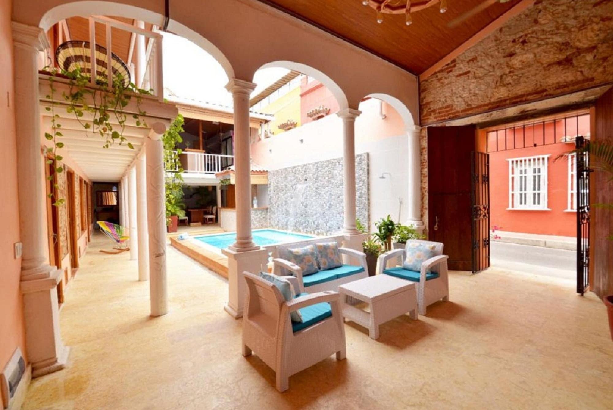 Comodidades del Alojamiento CA-5 Habitación en Getsemaní con Piscina