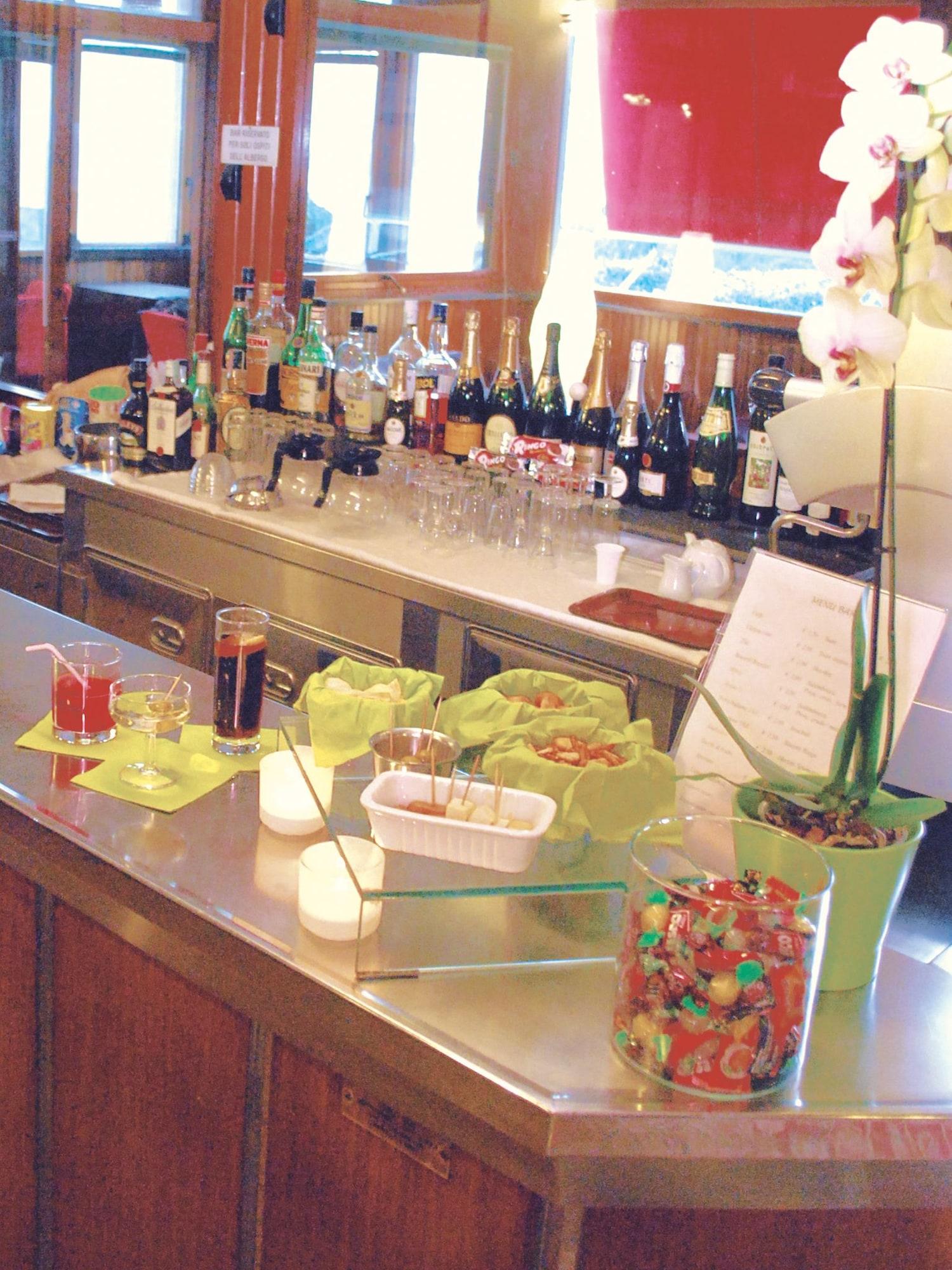 Bar/Salón Mini Hotel