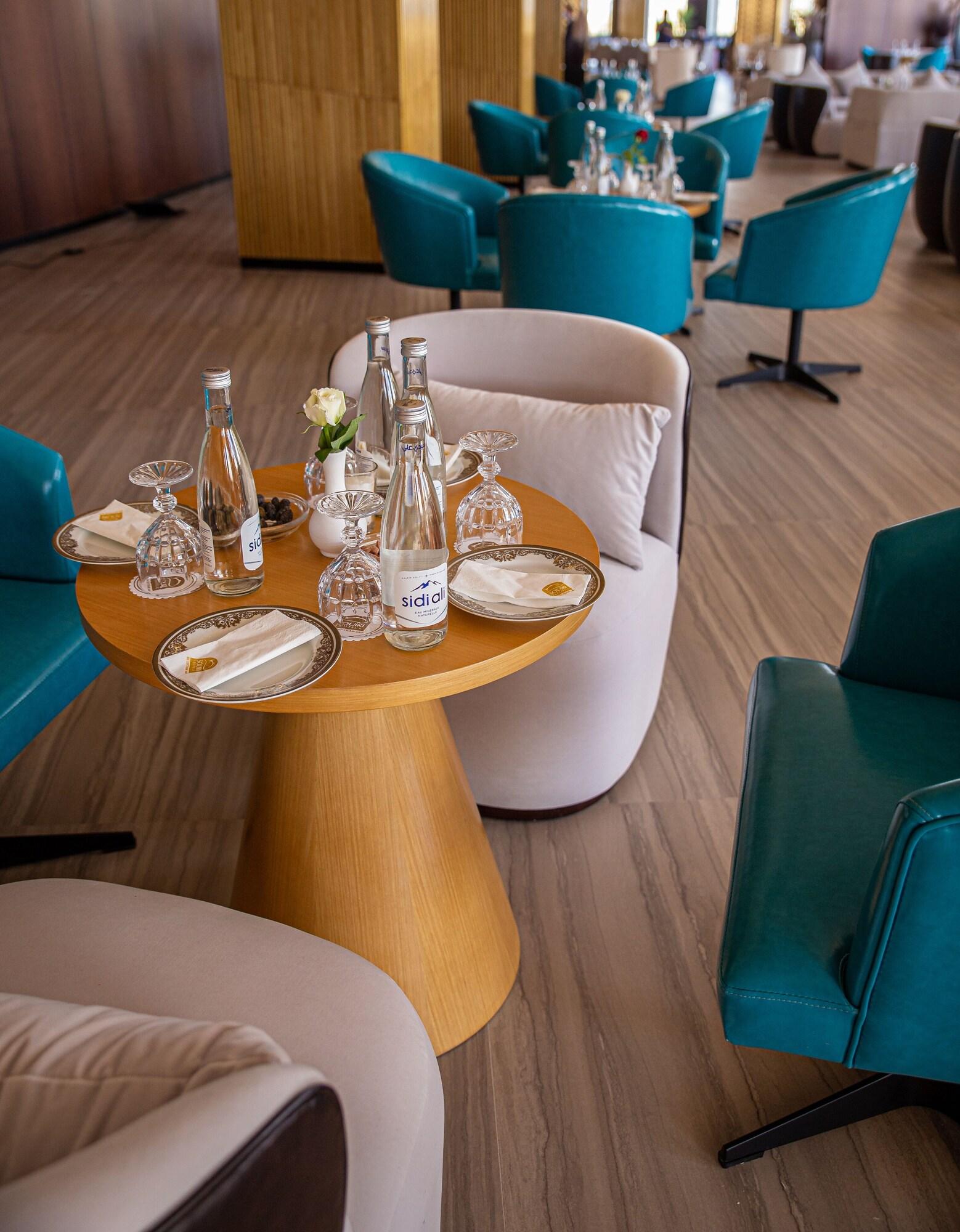 Restaurant Waves Aqua Hotel