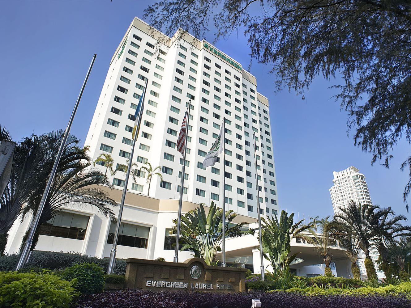 Vista Exterior Gurney Bay Hotel, A PARKROYAL PARTNER HOTEL